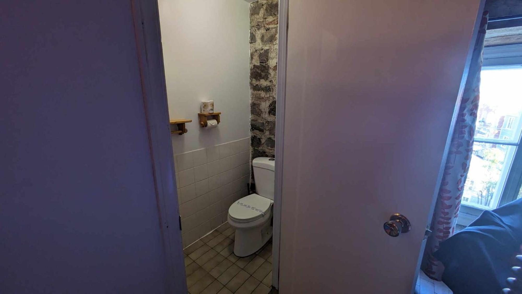 Hotel La Maison Rousseau Montmagny Pokoj fotografie