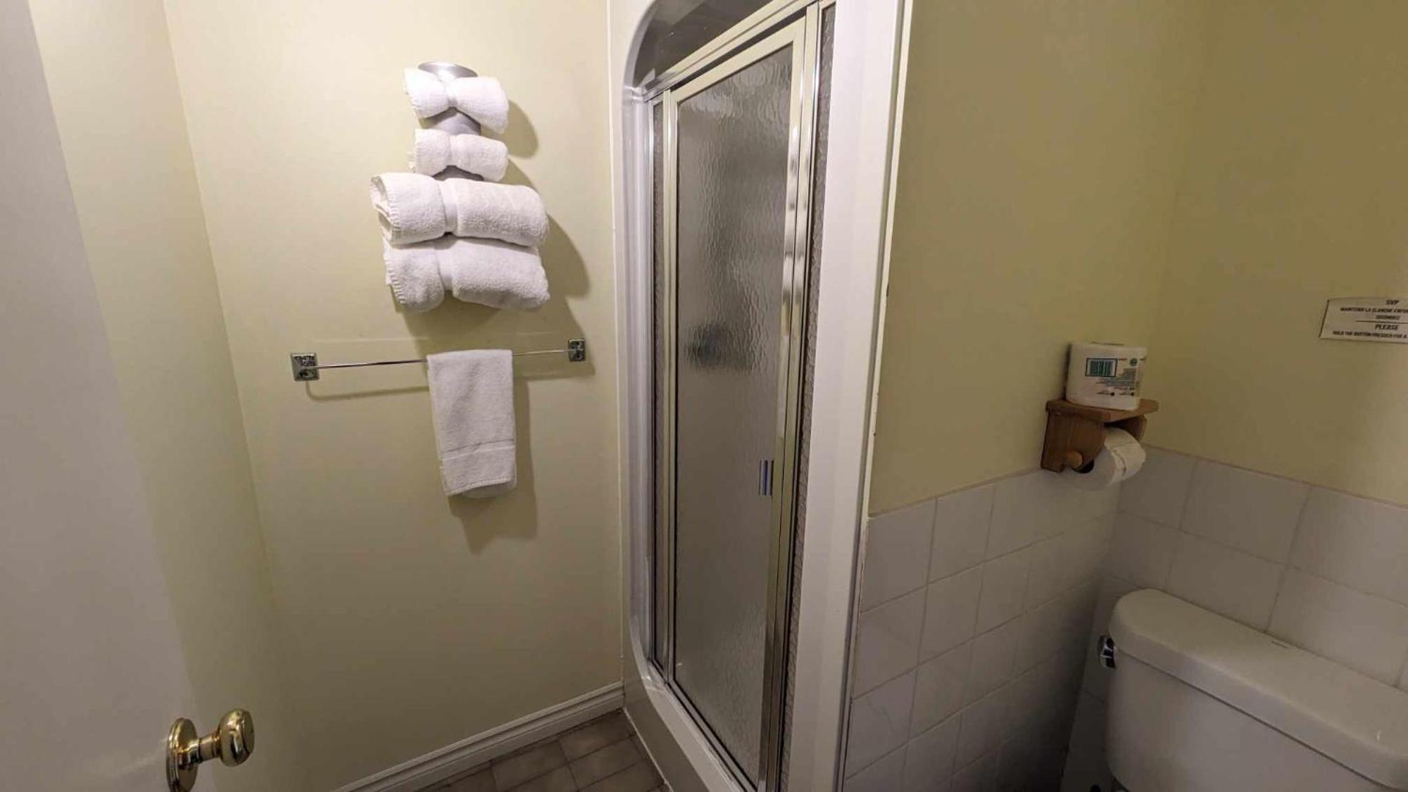 Hotel La Maison Rousseau Montmagny Pokoj fotografie