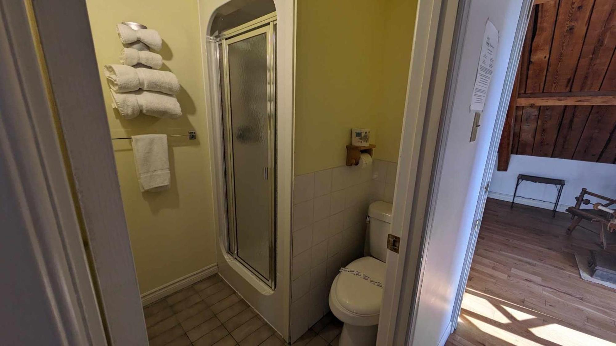 Hotel La Maison Rousseau Montmagny Pokoj fotografie
