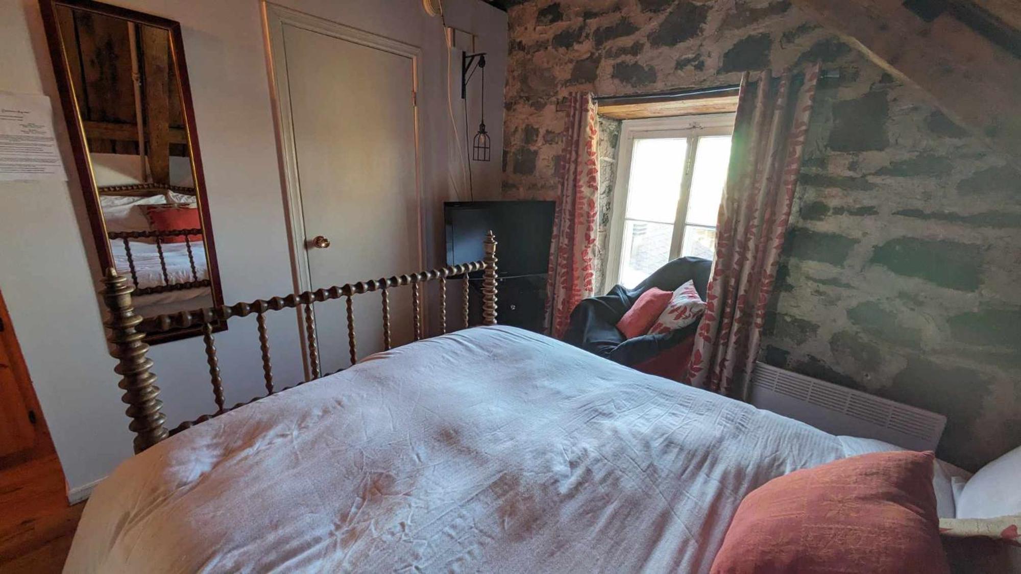 Hotel La Maison Rousseau Montmagny Pokoj fotografie